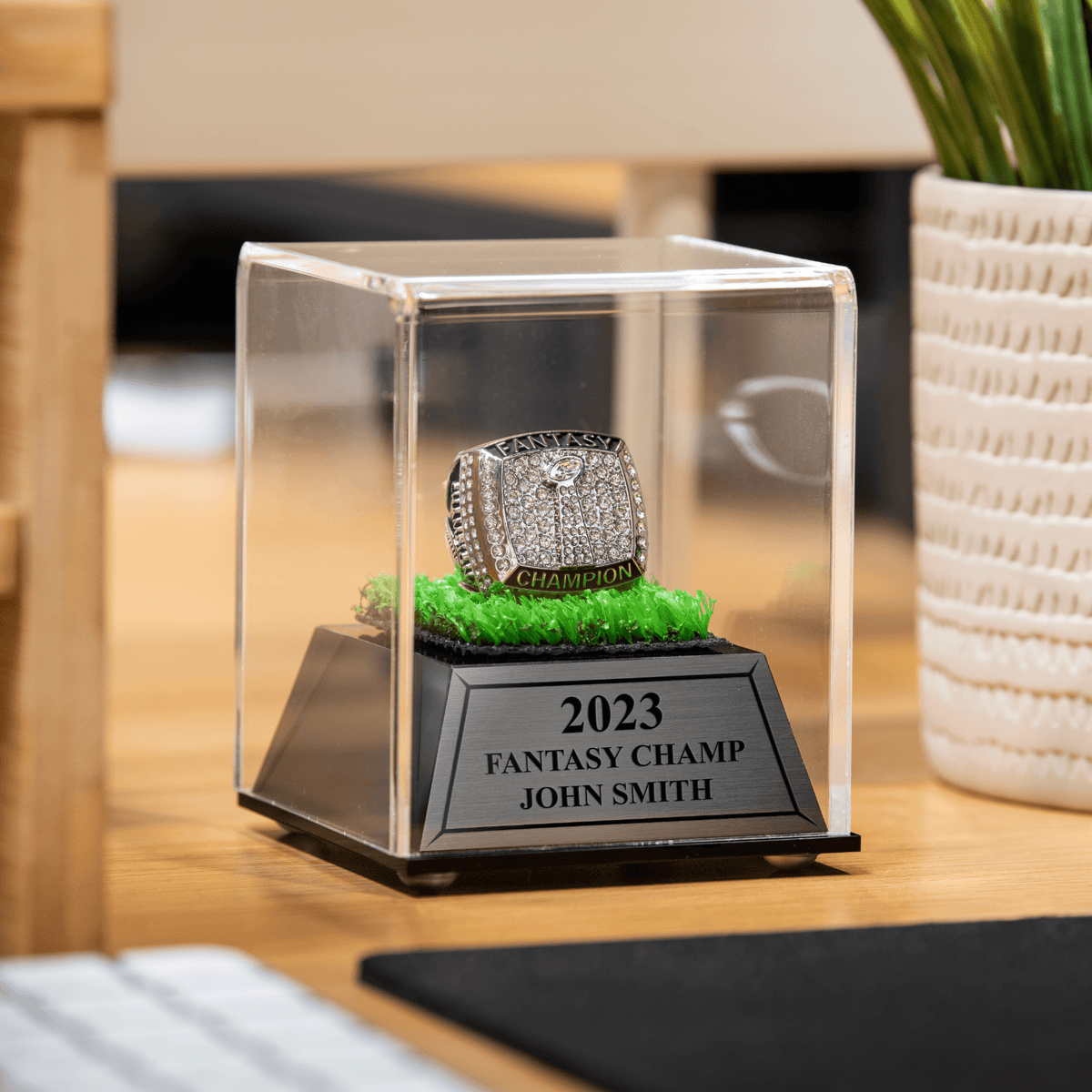 Commemorative Jimmy Kimmel 2022 LA Bowl Ring - TrophySmack